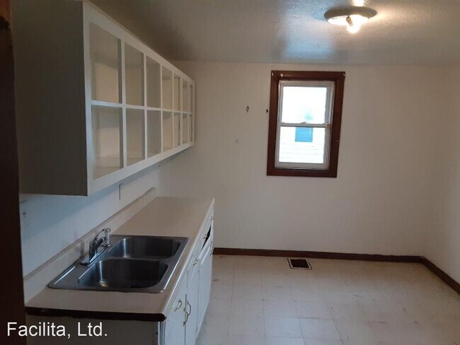 Foto del edificio - 325-327 S Pierce St
