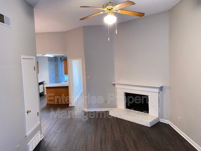 Building Photo - 8357 Bridge Creek Dr