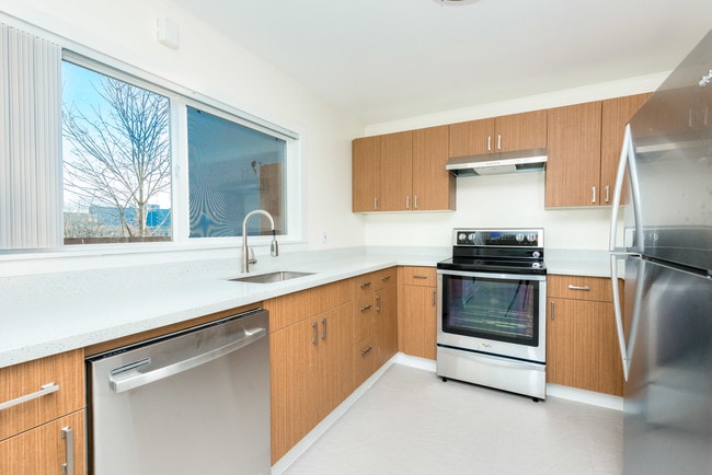 Foto del edificio - 3204-3212 SW 10th Ave