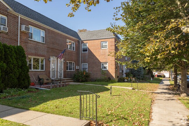 Building Photo - 1511 Independence Ave
