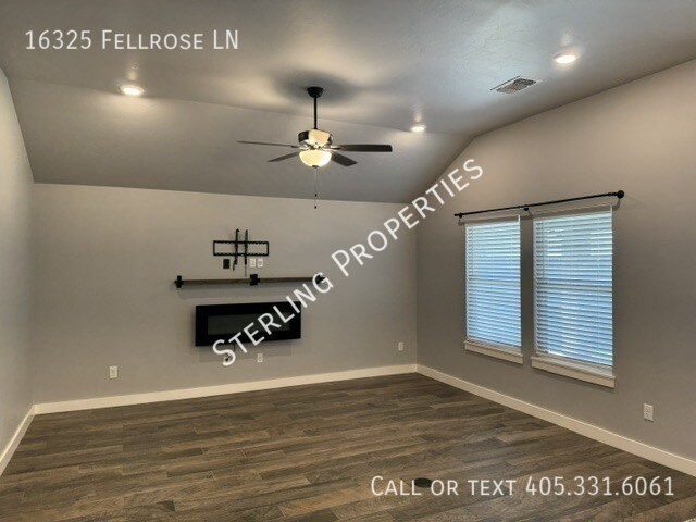 Building Photo - 16325 Fellrose Ln