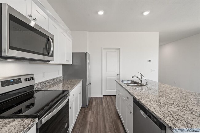 Building Photo - 700 Gemsbok Dr