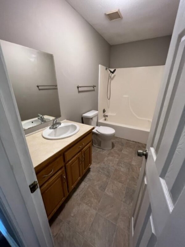 1901 Tennessee St, Lawrence, KS 66046 House Rental in Lawrence, KS