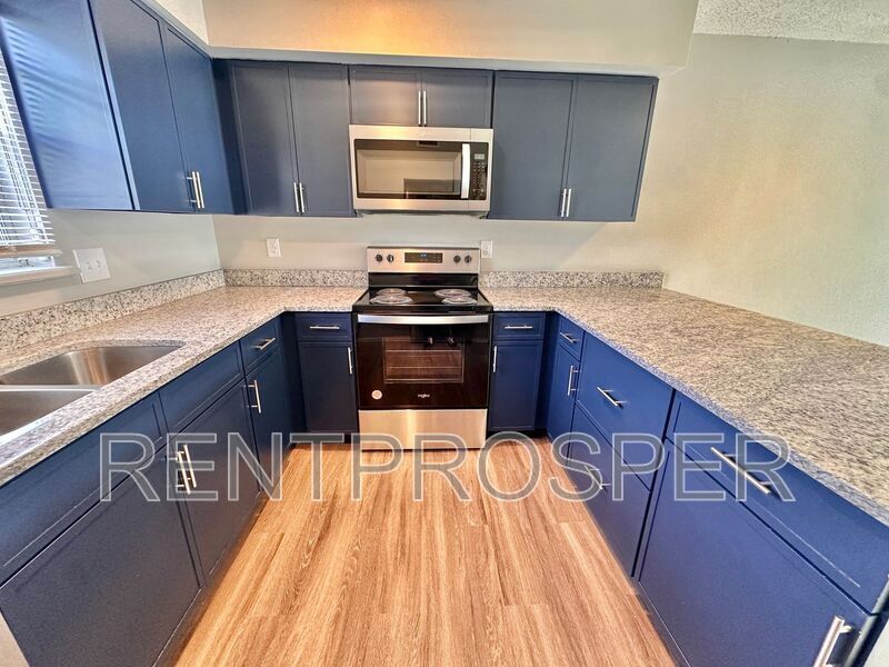 Photo - 5317 Curry Ford Rd