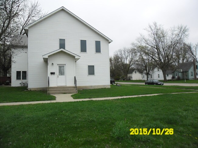Building Photo - 250 S Miles St