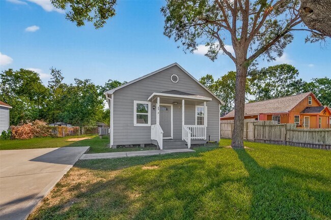 Foto del edificio - 2313 35th Ave N