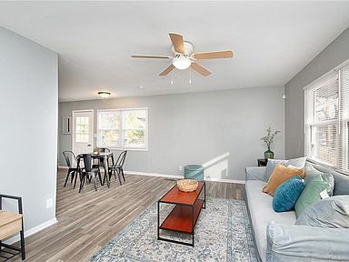 Foto del edificio - 4706 E 32nd St