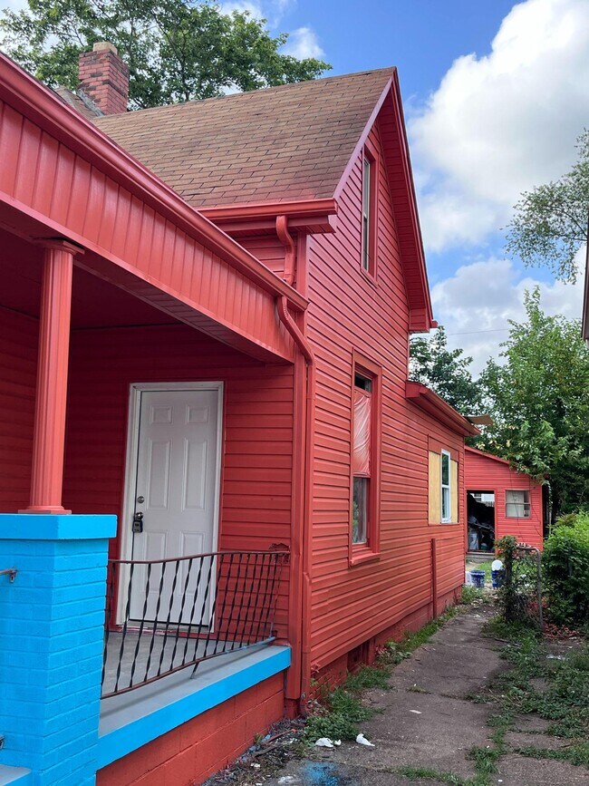 Foto del edificio - 722 Jackson Ave