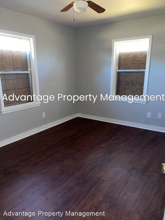 Building Photo - 1 br, 1 bath House - 1636 Lake Grove St.