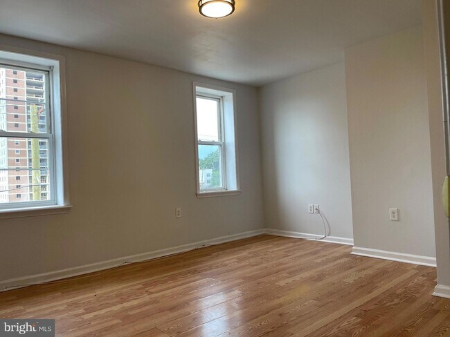 Foto del edificio - 2427 N 10th St