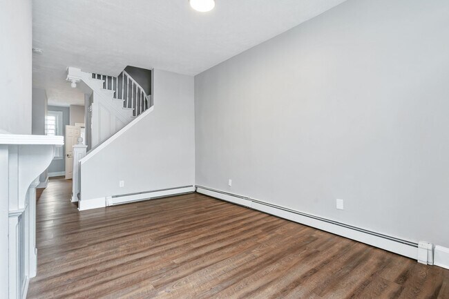 Building Photo - Brand New Remodel - 4BR / 2BA Home in Manc...