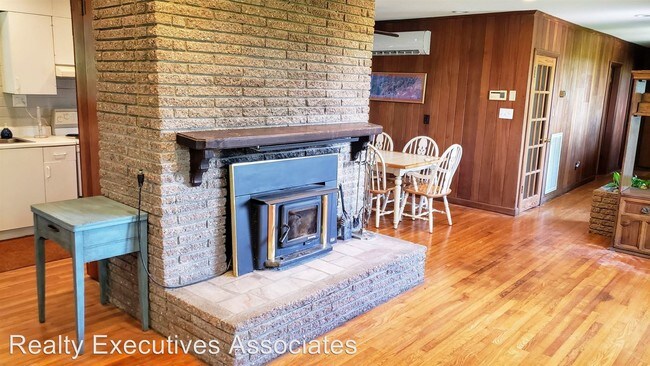 Foto del edificio - 3 br, 2 bath House - 3421 Maloney Road