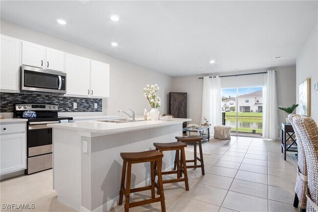 Building Photo - 15070 Wildflower Cir