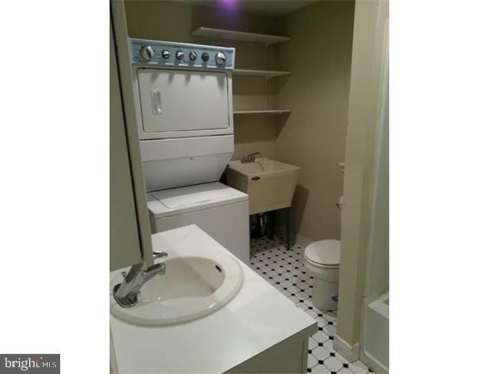 Primary Photo - 767 S Front St