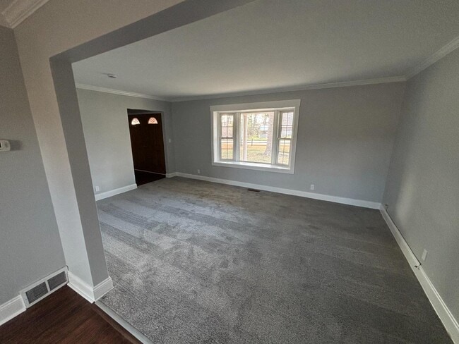 Building Photo - 6474 Branch Hill-Guinea Pike