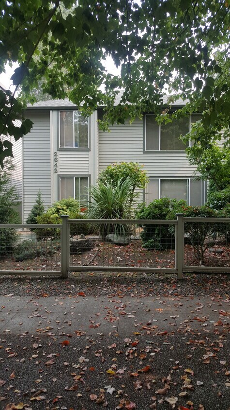 Front Of Building - 2642 42nd Ave SW