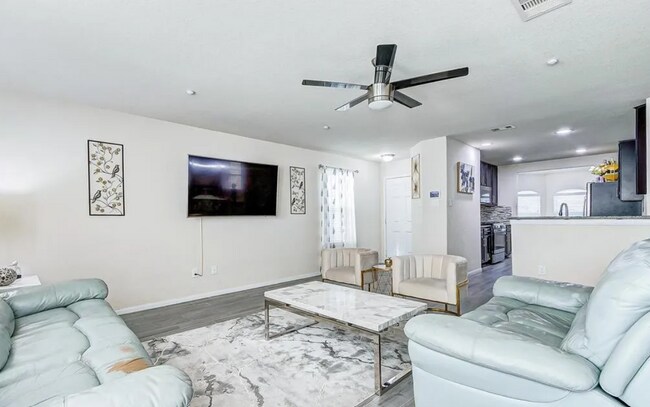 Foto del edificio - 21126 Fox Hillside Way