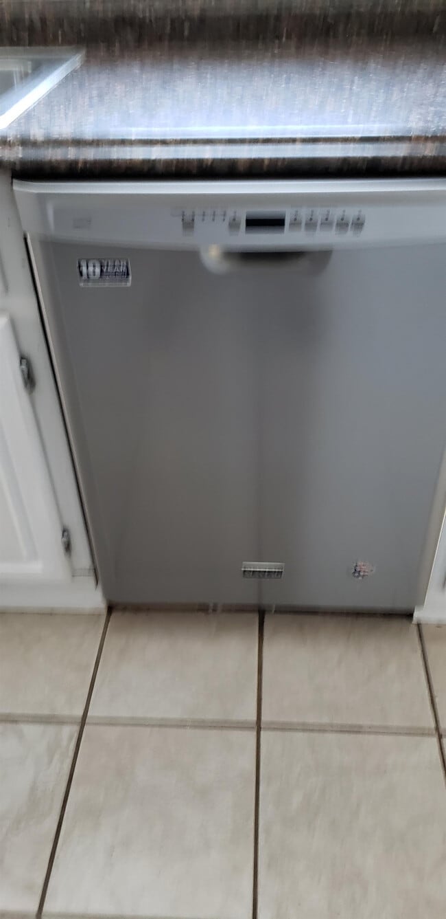 Foto del edificio - 2543 E 5th Ave