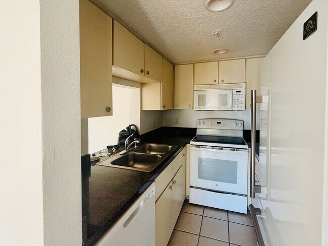 Foto del edificio - First Floor 2BR/2BA Condo in Pine Ridge Club, Sanford