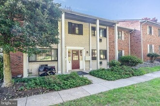 Building Photo - 1 Lawrence Rd