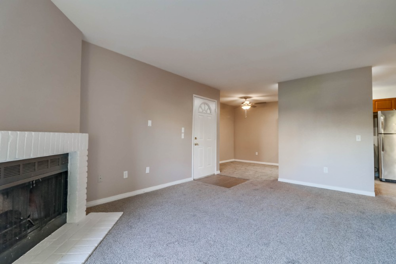 Primary Photo - 2950 Alta View Dr