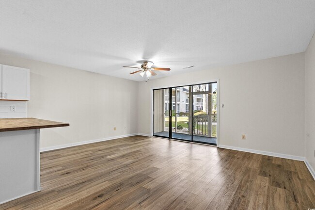 Foto del edificio - 1870 Auburn Ln