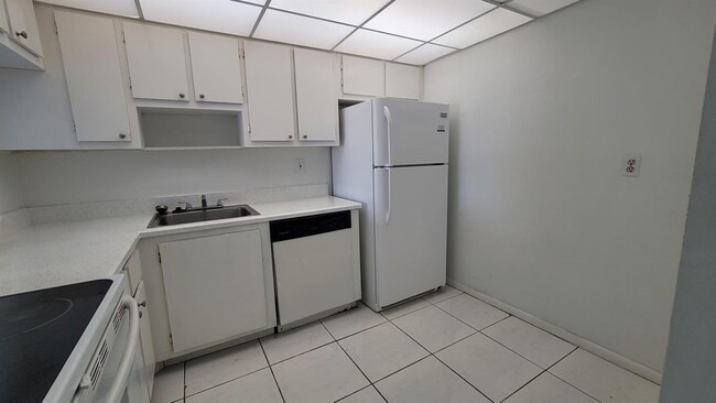 Foto del edificio - 4374 NW 9th Ave