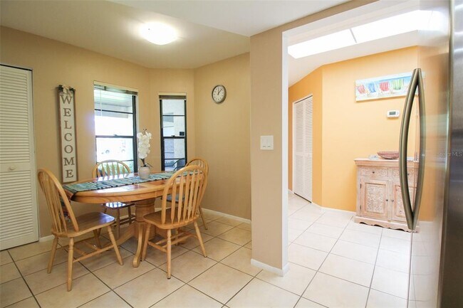 Building Photo - 3709 Pinecone Ct