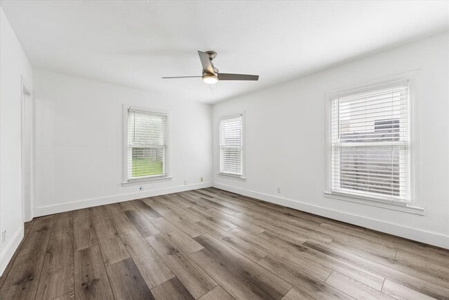 Foto del edificio - 1002 Ellingson Ln