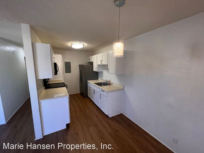 Foto del edificio - 2 br, 1 bath House - 94-705 Paaono St., L2