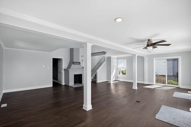 Building Photo - 15077 Potomac River Dr