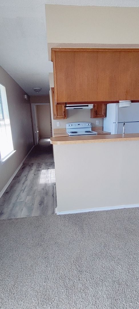 Building Photo - 601GV