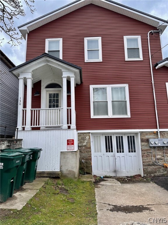 Primary Photo - 130 W 3rd St