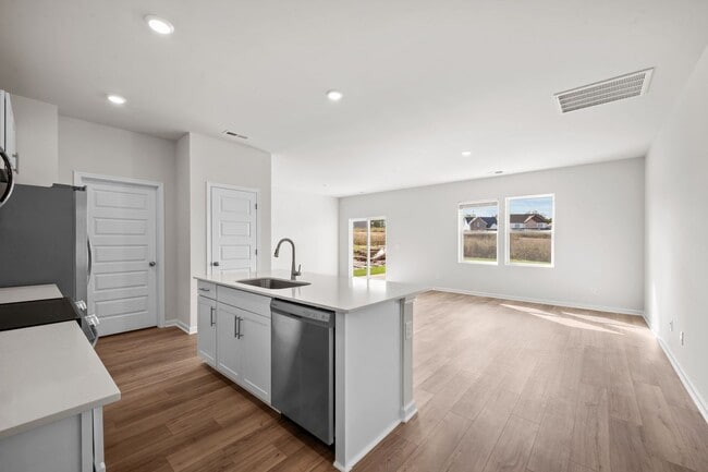 Building Photo - Move-in Specials Available! Beautiful New Construction!