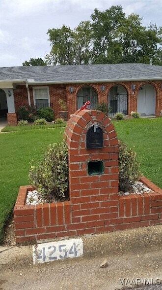 Foto del edificio - 4254 Lawnwood Dr