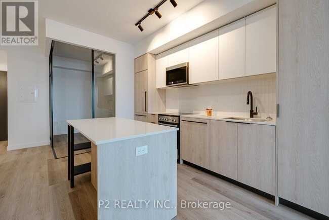 Photo du bâtiment - 1635 Military Trail