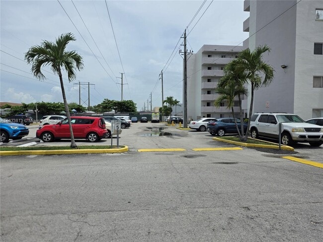 Foto del edificio - 6060 W 21st Ct