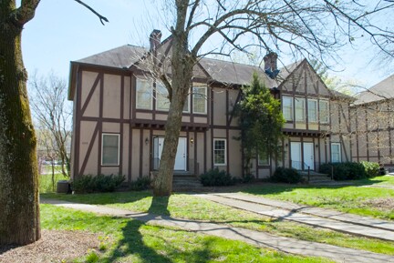Primary Photo - 109 Arcadia Ln