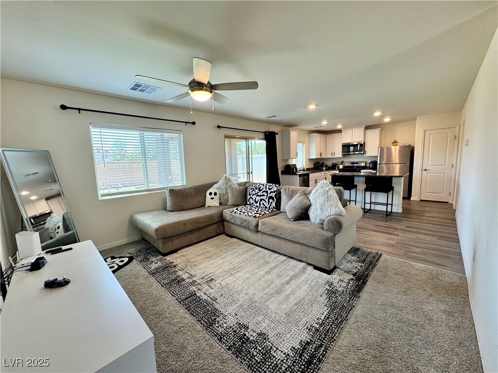 Foto principal - 1635 Cowboy Path Ave