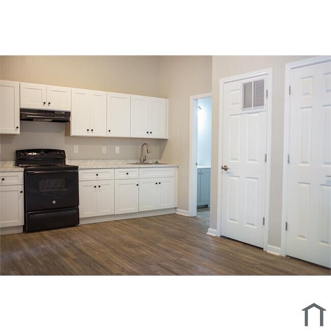 Foto del edificio - Room in Apartment on Stanton Rd SW