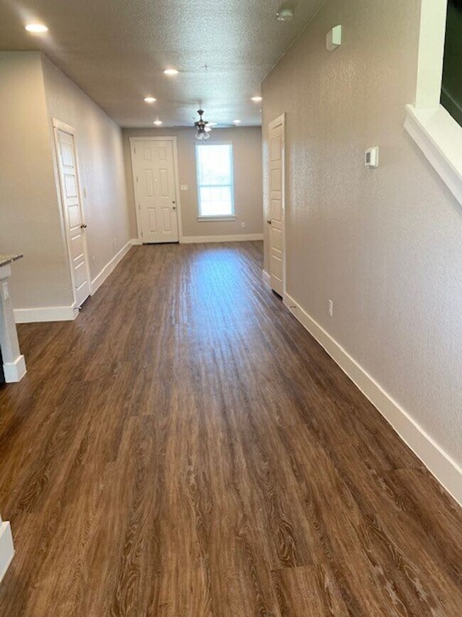 Photo - Large Townhome on corner lot