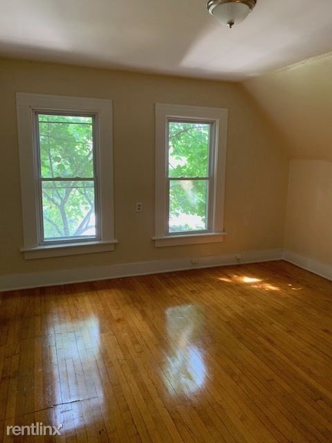 Building Photo - 2 br, 1 bath  - 198 Edgewood Ave # 3