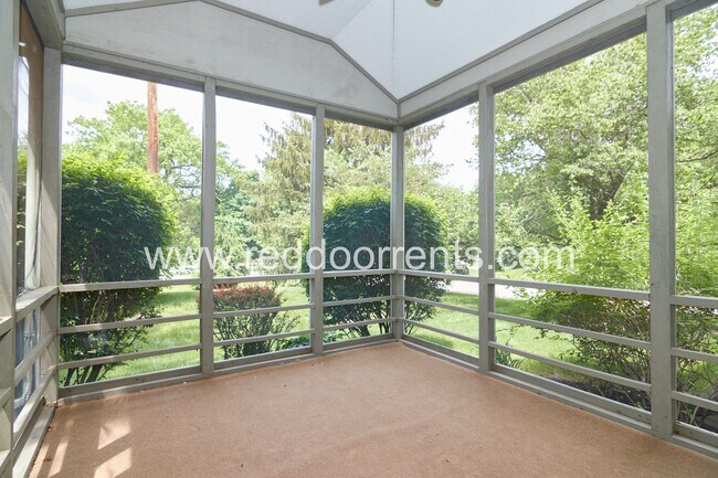 Foto del edificio - 12854 S Fleetwood Dr