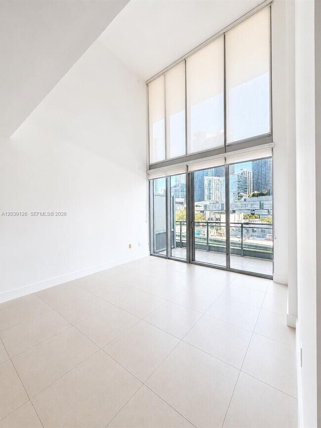 Foto del edificio - 92 SW 3rd St