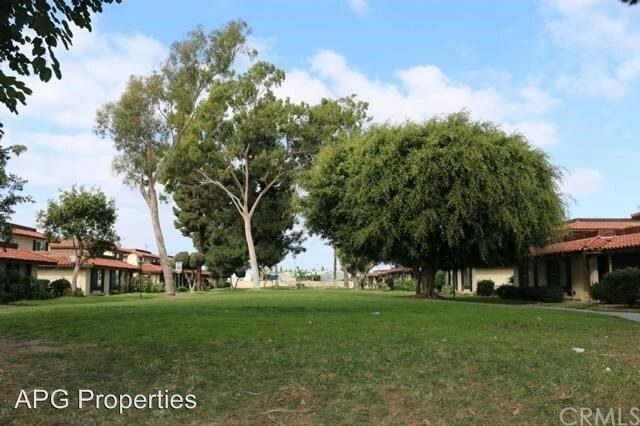 Foto del edificio - 3959 W McFadden Ave