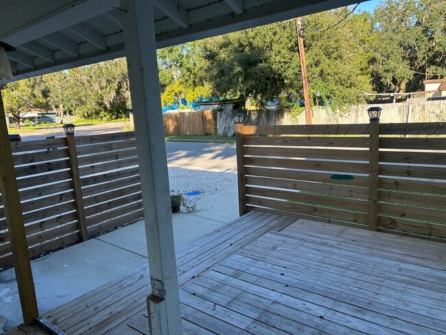 Building Photo - 115 E Lattin St