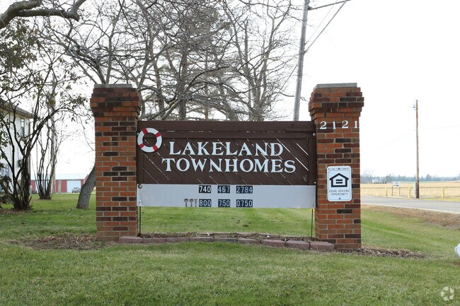Foto del edificio - Lakeland Townhomes