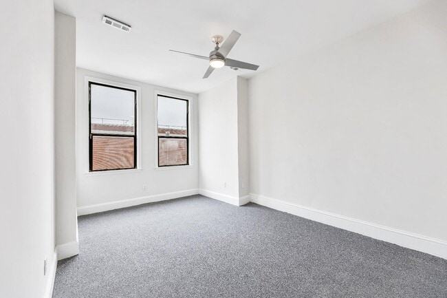 Building Photo - 1916 Eutaw Pl