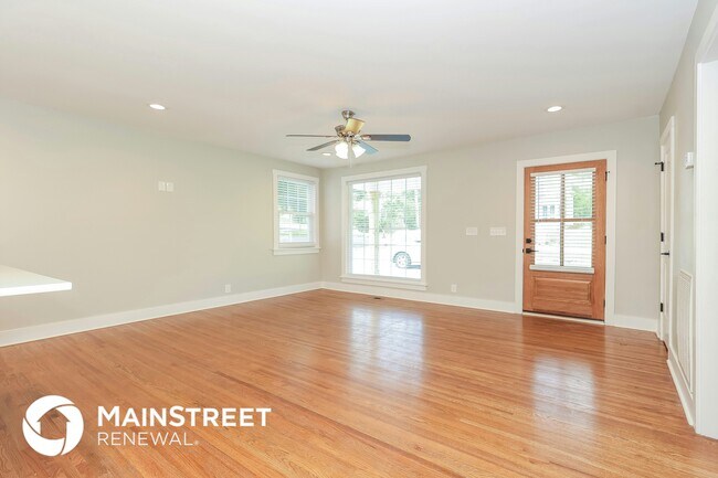 Foto del edificio - 1523 Dugger Dr