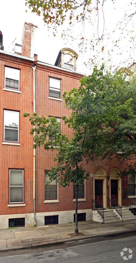 Primary Photo - 1211 Spruce St